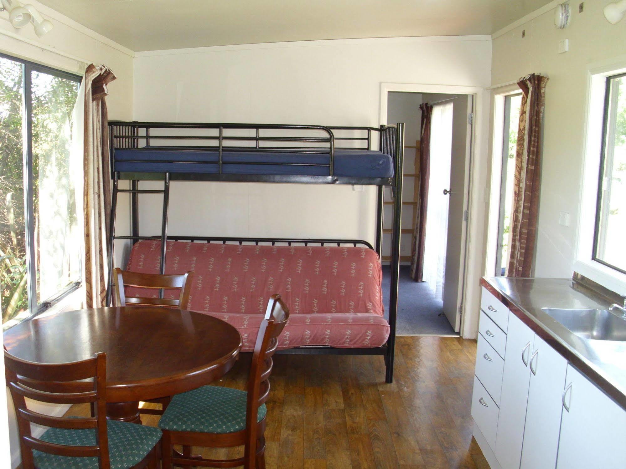 Maketu Hilltop Holiday Park Dış mekan fotoğraf